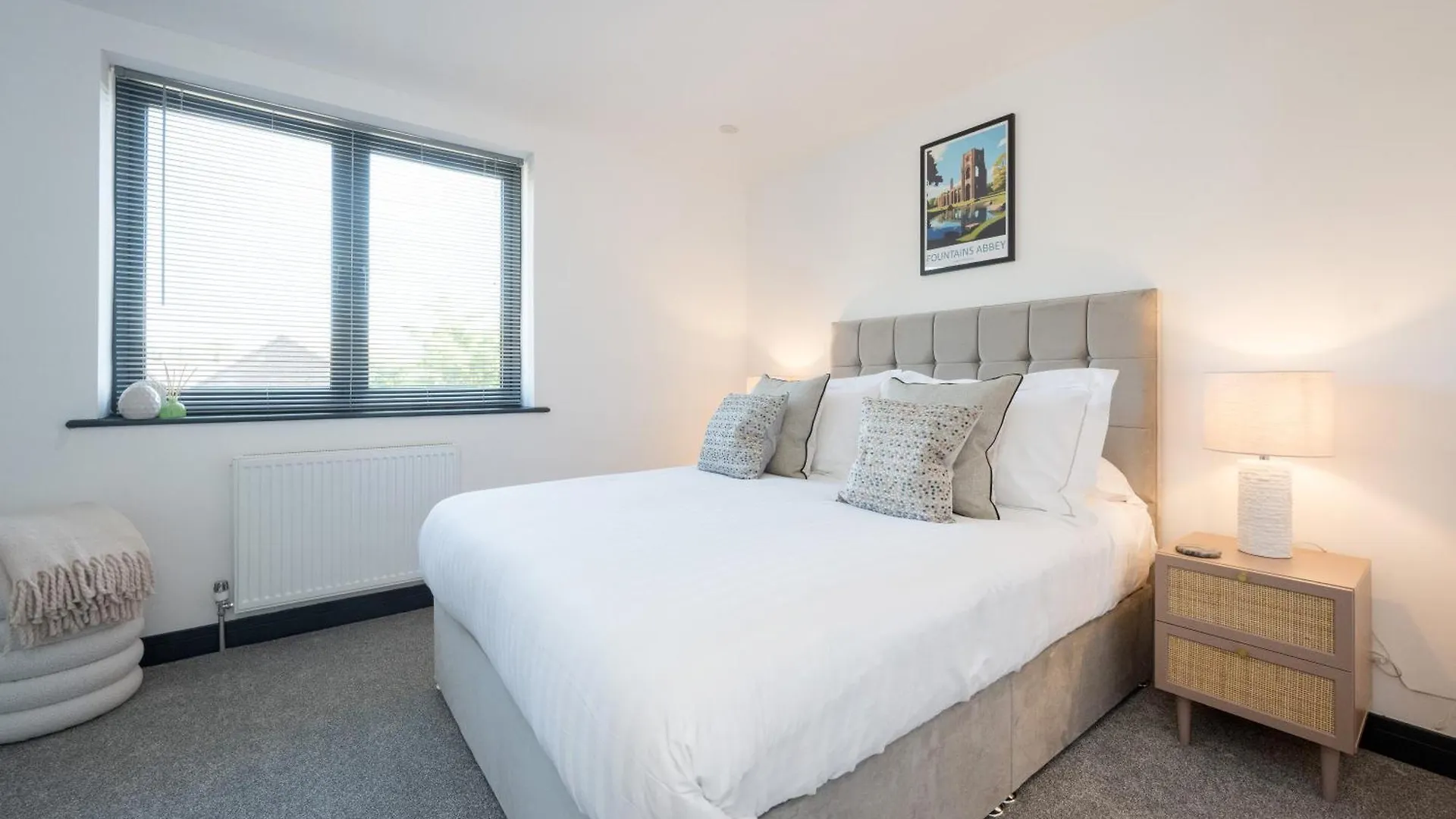 Eightysix Bondgate By Harrogate Serviced Apartments Ripon 0*,